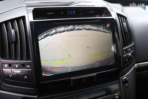 Toyota Land Cruiser 2011 - фото 17