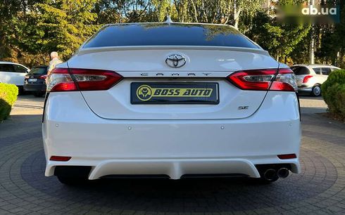 Toyota Camry 2020 - фото 6
