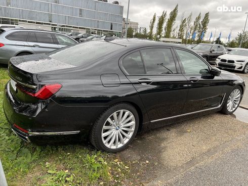 BMW 7 серия 2020 - фото 26