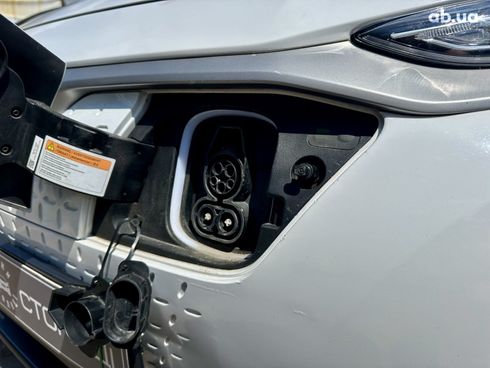 Hyundai Kona Electric 2021 белый - фото 9