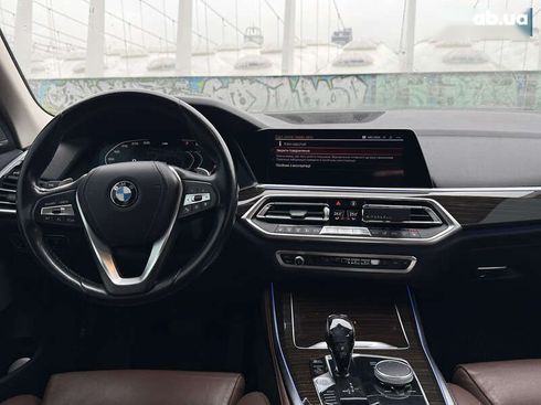 BMW X5 2018 - фото 25