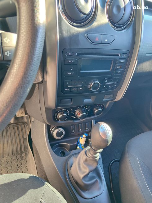 Dacia Duster 2016 белый - фото 12