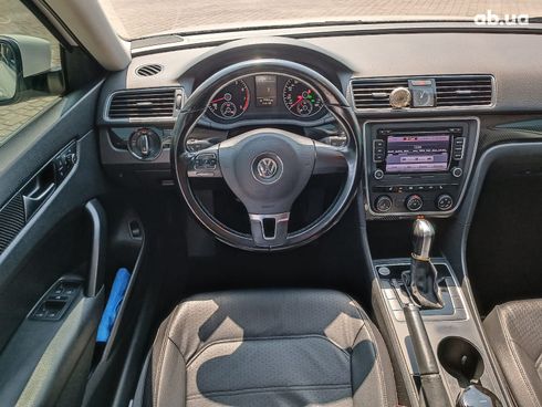 Volkswagen Passat 2015 бежевый - фото 27