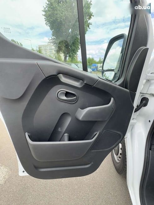 Renault Master 2020 - фото 16