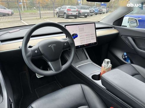 Tesla Model Y 2021 - фото 29