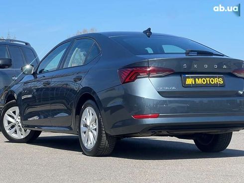 Skoda Octavia 2021 - фото 2
