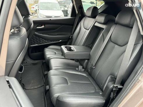 Hyundai Santa Fe 2019 - фото 16