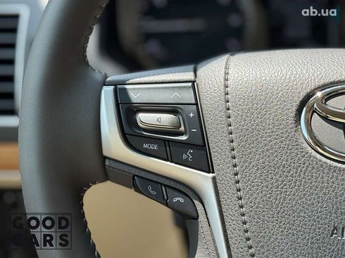 Toyota Land Cruiser Prado 2021 - фото 28