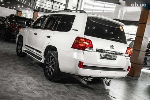 Toyota Land Cruiser 2014 - фото 10