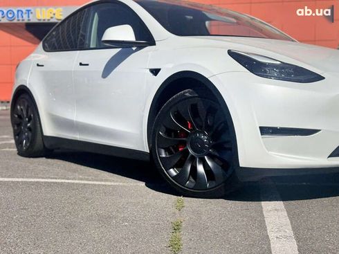 Tesla Model Y 2022 - фото 11