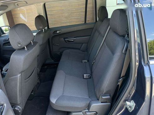 Opel Zafira 2010 - фото 27