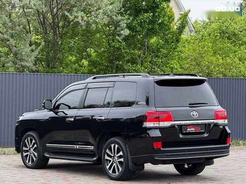 Toyota Land Cruiser 2019 - фото 6