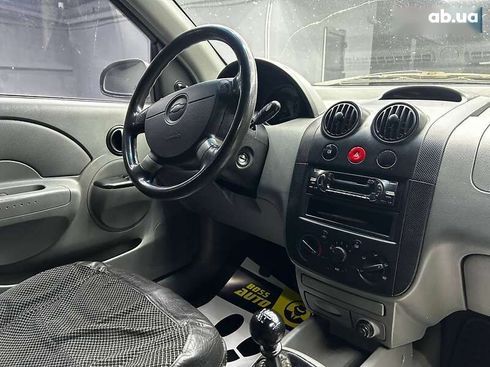 Chevrolet Aveo 2005 - фото 16