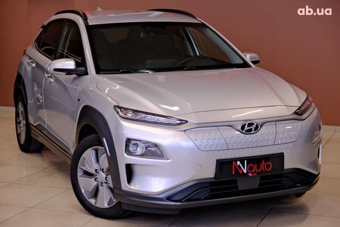 Hyundai Kona Electric 2020 серебристый - фото 4