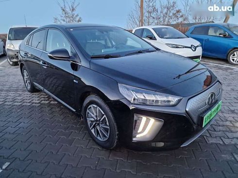 Hyundai Ioniq 2019 - фото 17