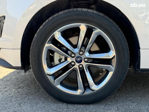Ford Edge 2018 белый - фото 44