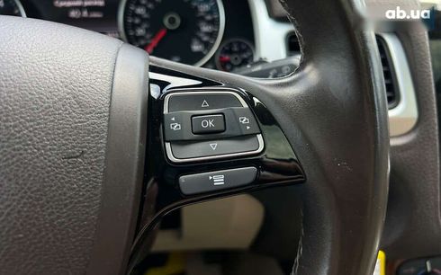 Volkswagen Touareg 2012 - фото 24