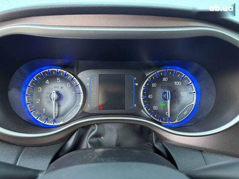 Chrysler Pacifica 2017 - фото 10