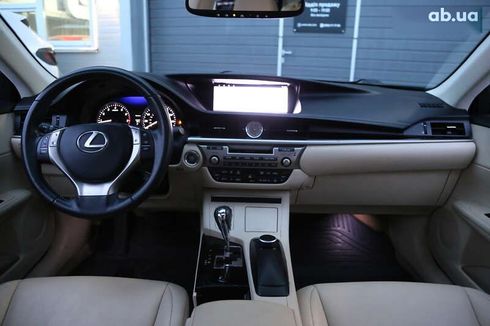 Lexus ES 2014 - фото 14