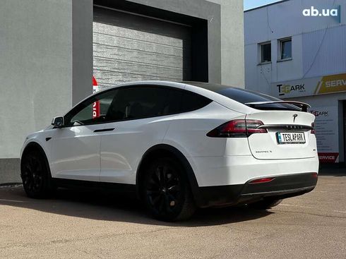 Tesla Model X 2018 - фото 7