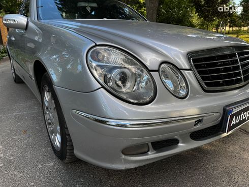 Mercedes-Benz E-Класс 2004 серый - фото 4