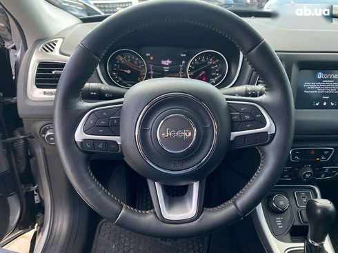 Jeep Compass 2018 - фото 12