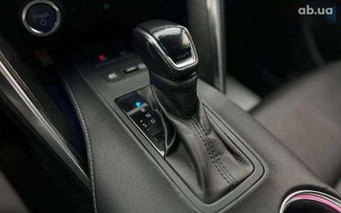 Toyota Venza 2020 - фото 17