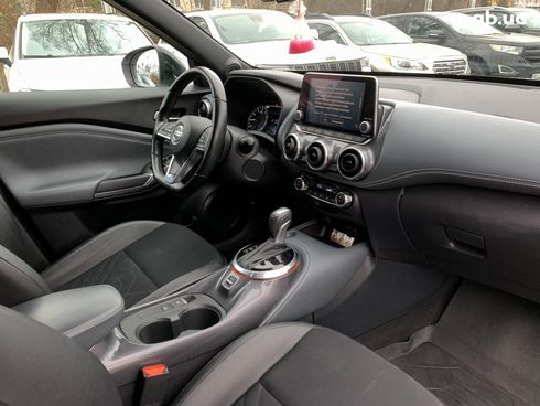 Nissan Juke 2021 белый - фото 26