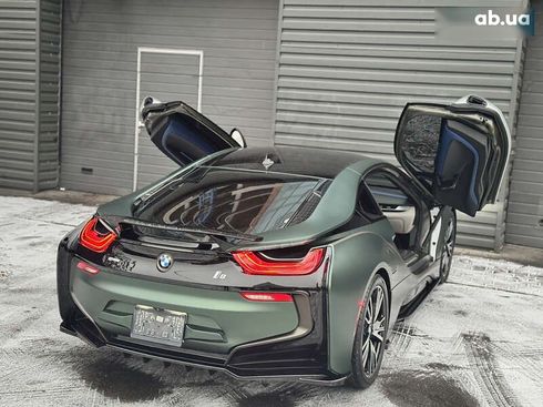 BMW i8 2016 - фото 18