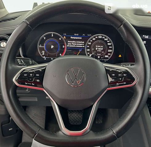 Volkswagen Touareg 2020 - фото 18