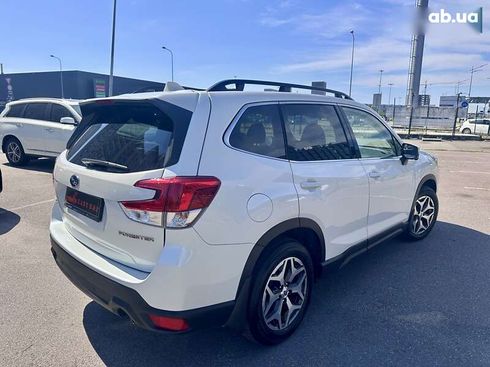 Subaru Forester 2022 - фото 11