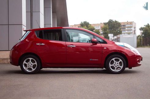 Nissan Leaf 2017 - фото 2