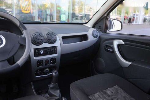 Renault Sandero 2011 - фото 13