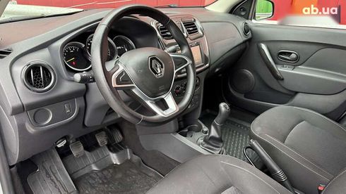 Renault Logan 2017 - фото 22