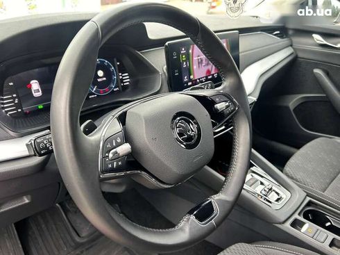 Skoda Octavia 2021 - фото 15