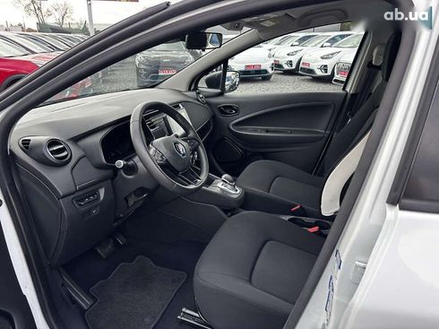 Renault Zoe 2020 - фото 15
