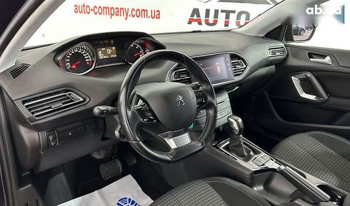 Peugeot 308 2018 - фото 10