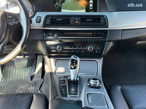 BMW 5 серия 2013 белый - фото 29