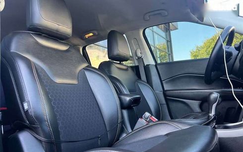 Jeep Compass 2019 - фото 19