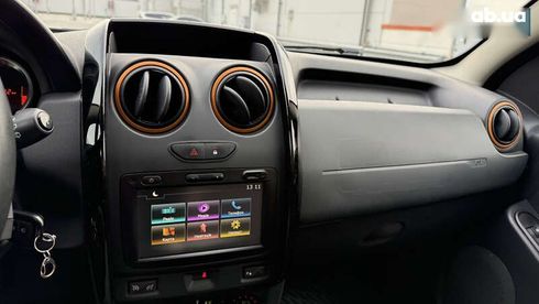 Renault Duster 2017 - фото 25
