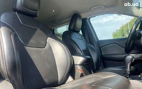 Jeep Cherokee 2018 - фото 20