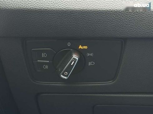 Volkswagen Passat 2017 - фото 28