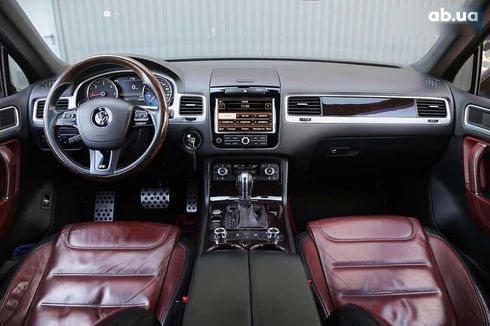 Volkswagen Touareg 2012 - фото 14