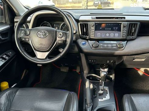 Toyota RAV4 2017 - фото 18