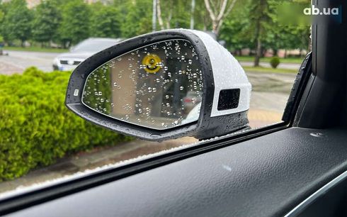 Audi A4 2016 - фото 27