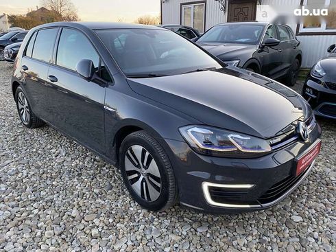 Volkswagen e-Golf 2019 - фото 21