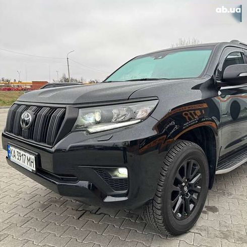 Toyota Land Cruiser Prado 2023 - фото 7