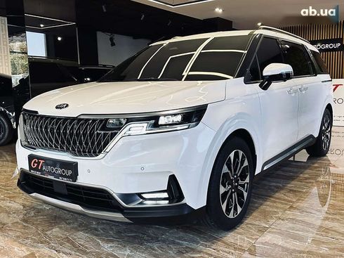 Kia Carnival 2021 - фото 15