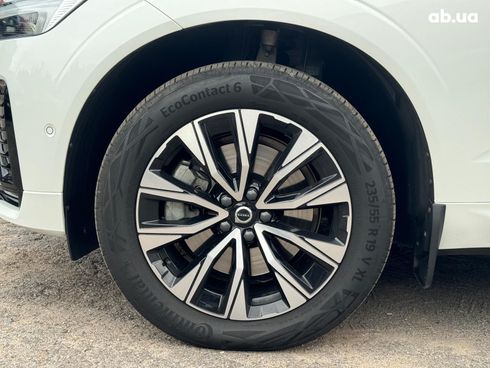 Volvo XC60 2023 белый - фото 17