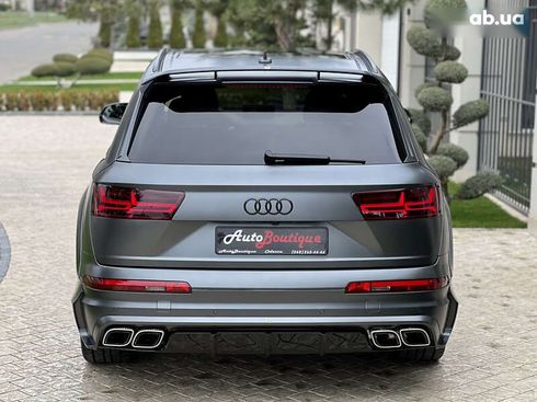 Audi Q7 2017 - фото 11